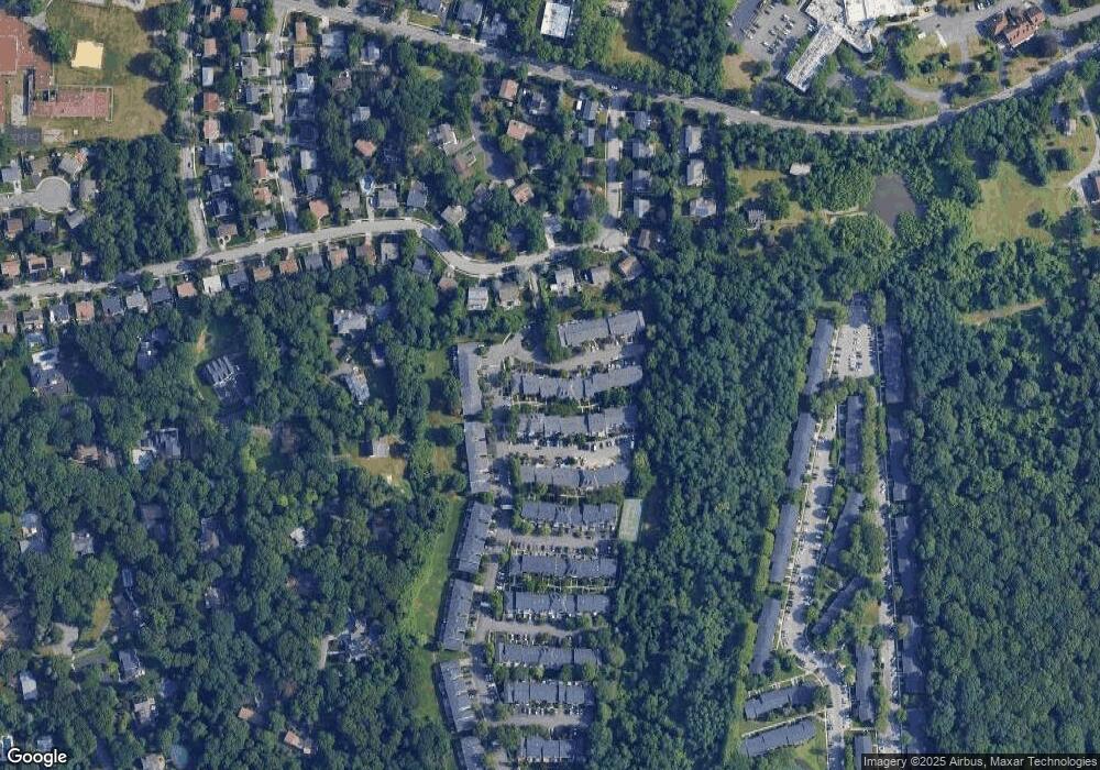 190 Fen Way, Syosset, NY 11791 - photo 1