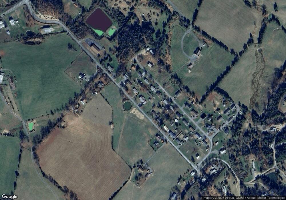 327 Creitz Rd, Petersburg, WV 26847 - photo 1