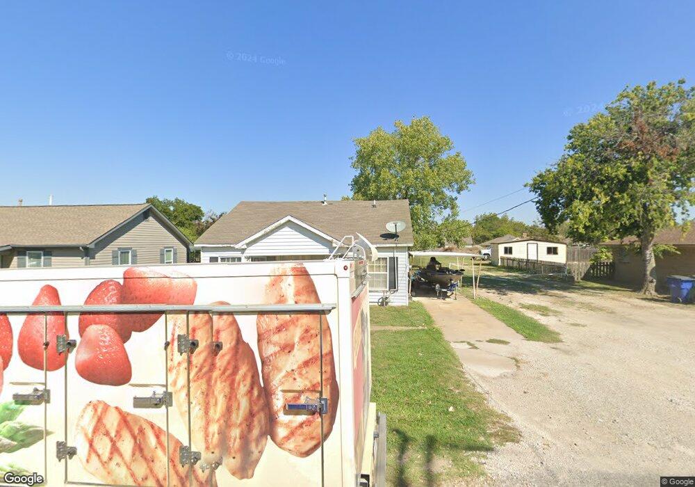 713 W Elm St, Celina, TX 75009 - photo 1