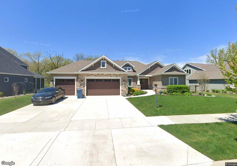 942 Schilling Dr, Crown Point, IN 46307 - photo 1