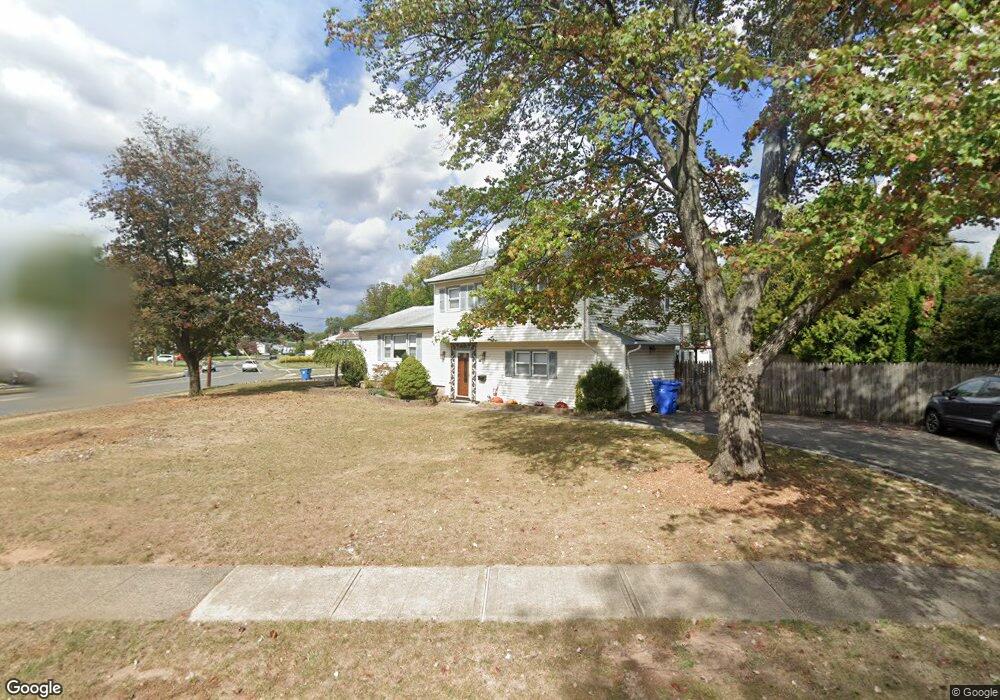 101 Cybowski Ct, South Plainfield, NJ 07080 - photo 1