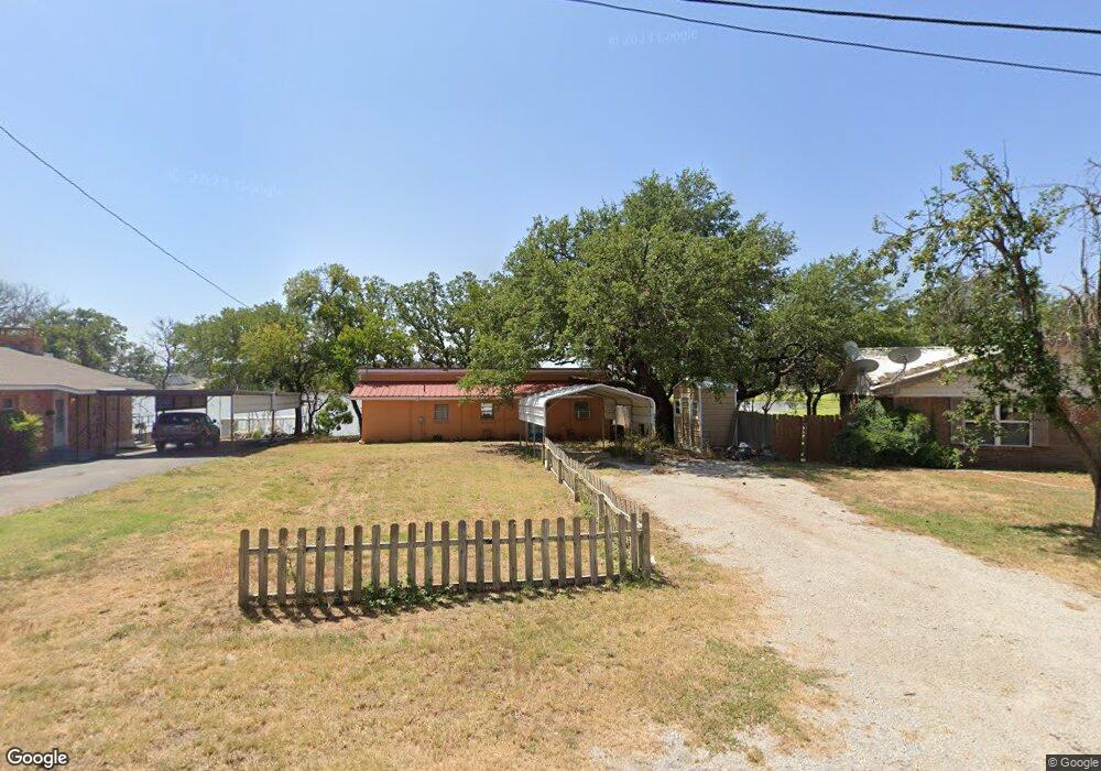 227 Avolyn Dr, Brownwood, TX 76801 - photo 1