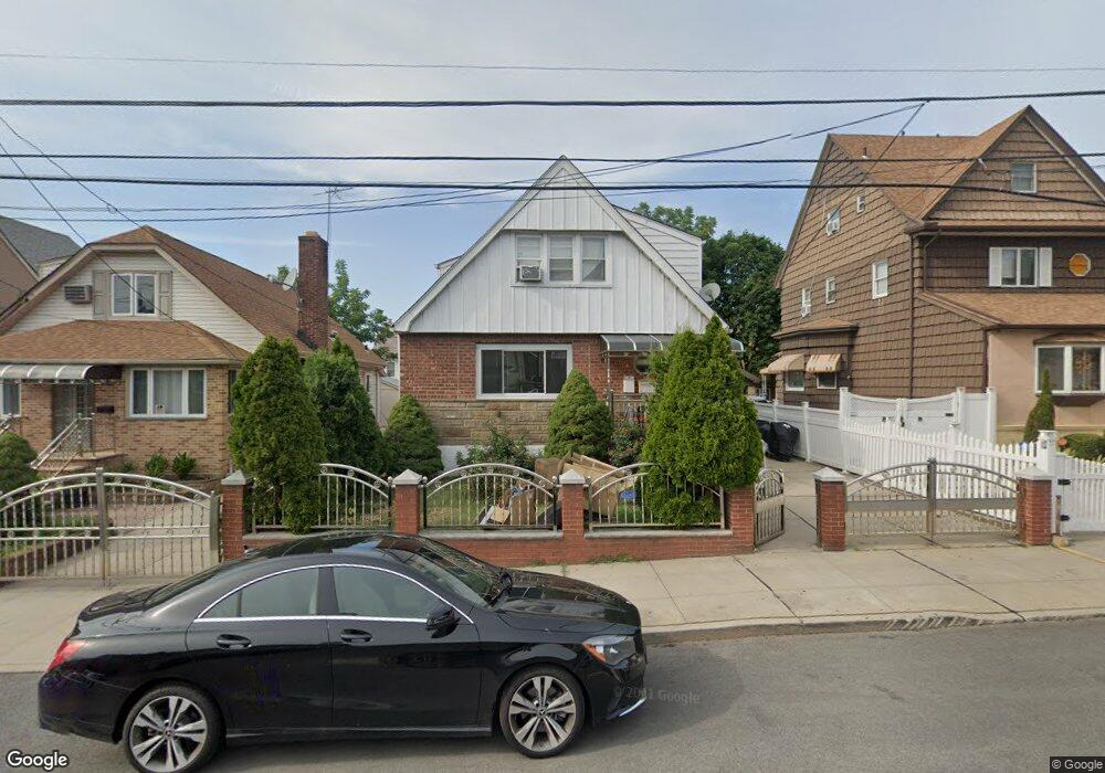 13433 58th Rd unit 1st Fl, Flushing, NY 11355 - photo 1