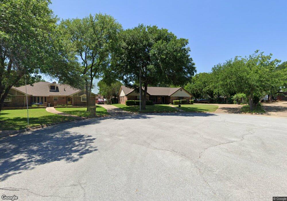 3009 Highland Crest Ct, Hurst, TX 76054 - photo 1