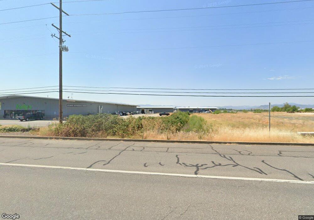 6477 Crater Lake Hwy, Central Point, OR 97502 - photo 1