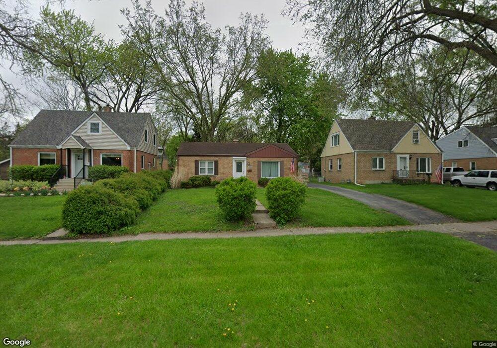 1521 College Ave, Wheaton, IL 60187 - photo 1