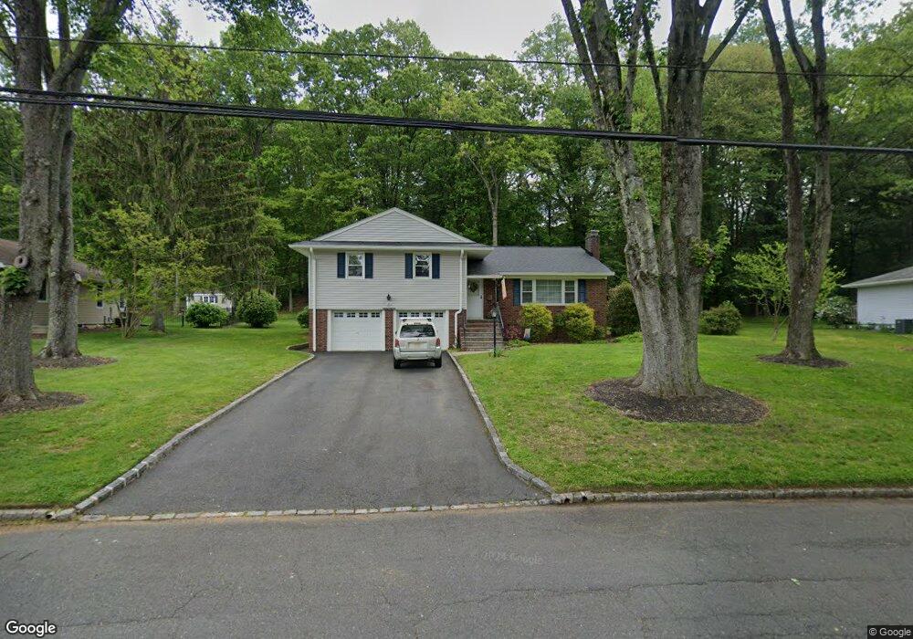 21 Sherwood Dr, New Providence, NJ 07974 - photo 1