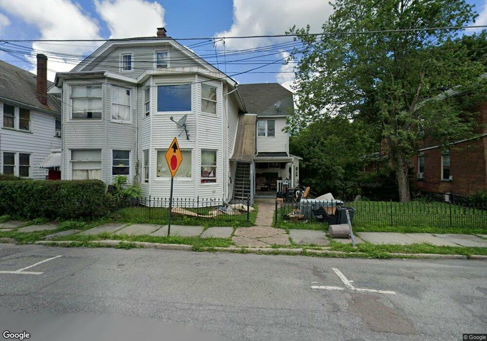 135 W Ridge St, Lansford, PA 18232 - photo 1