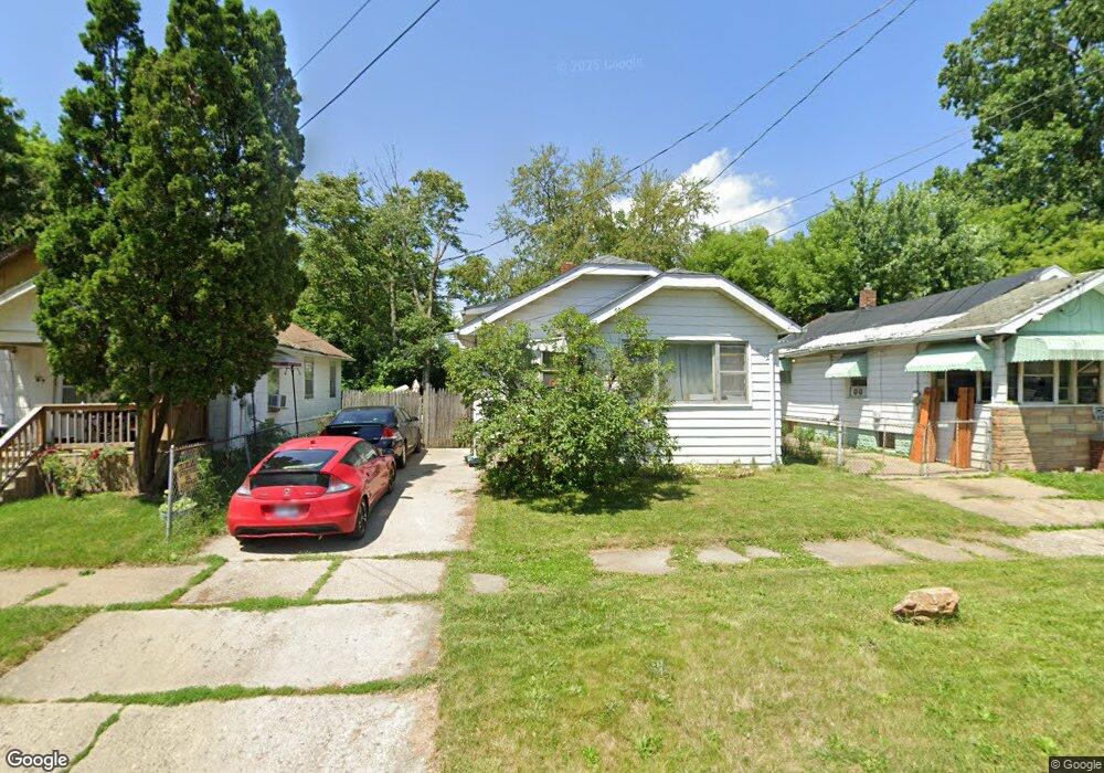 1118 Ossington Ave, Flint, MI 48507 - photo 1