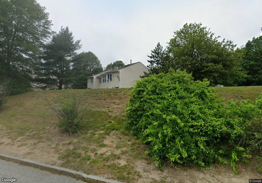 7 Granite Cir, MerriMacK, NH 03054 - photo 1