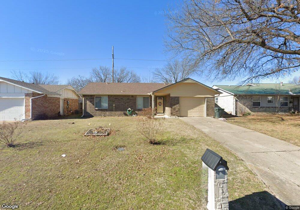 1501 N Lang St, Claremore, OK 74017 - photo 1