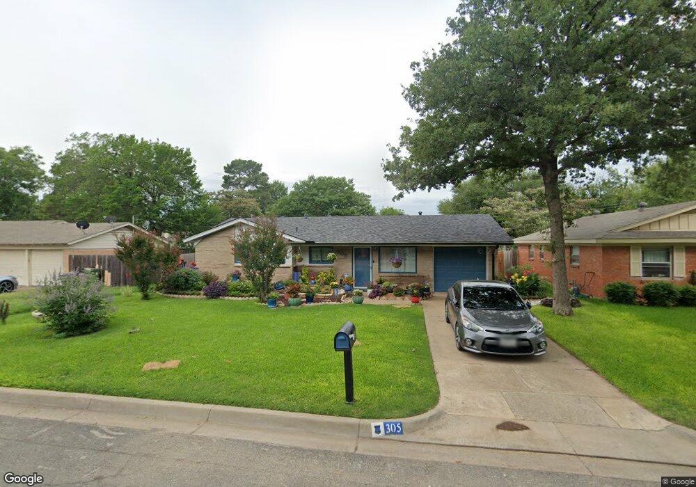 305 Simmons Dr, Hurst, TX 76053 - photo 1