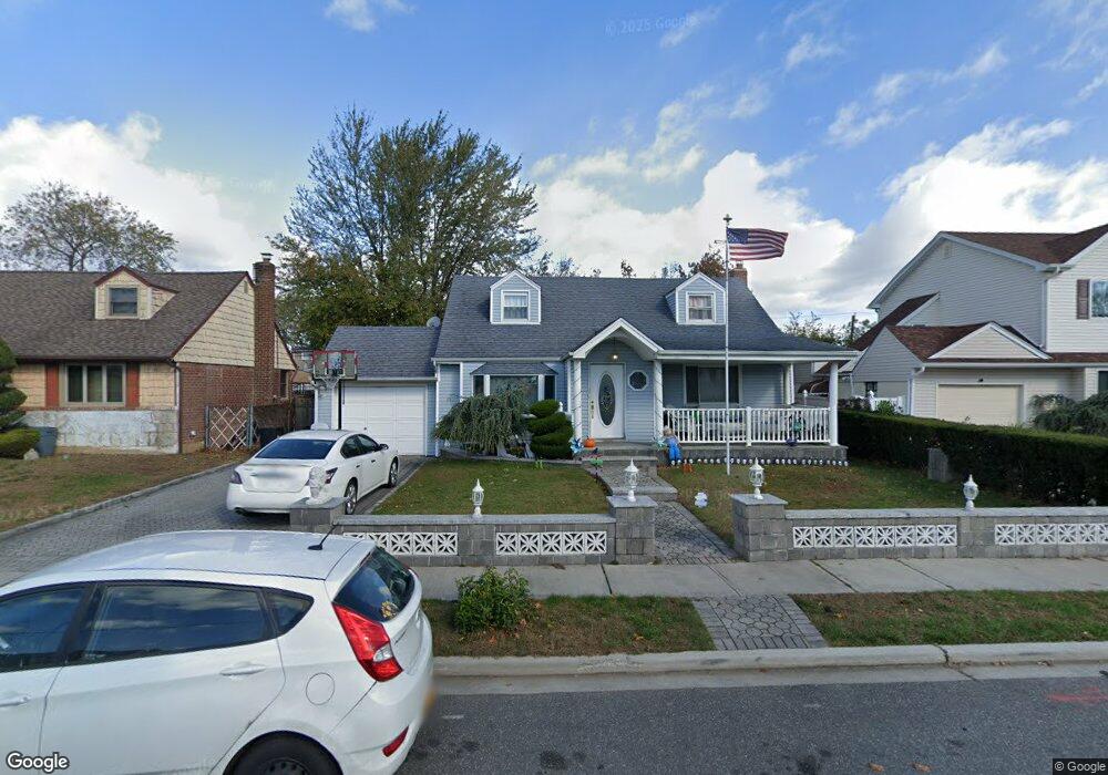 1064 Ferngate Dr, Franklin Square, NY 11010 - photo 1