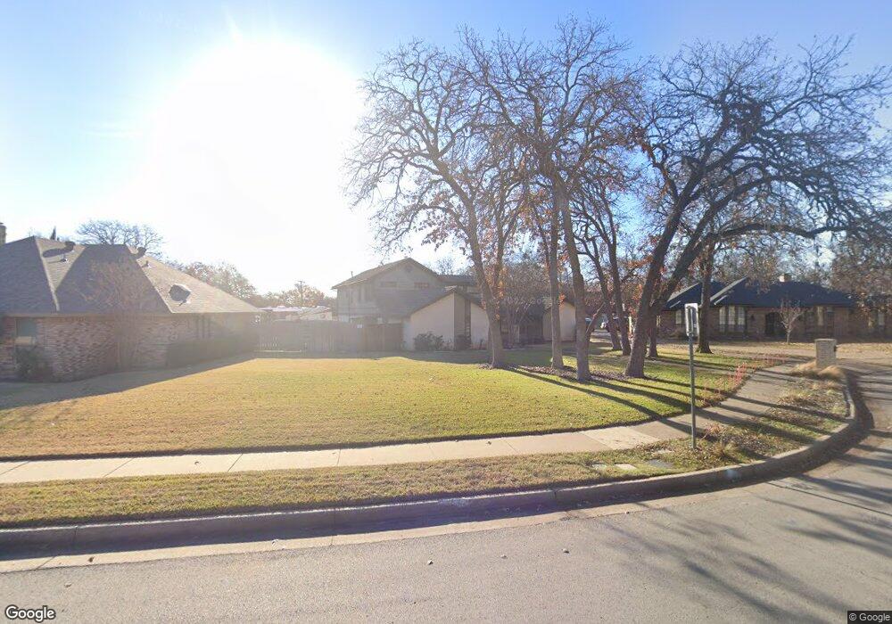 608 April Sound, Bedford, TX 76021 - photo 1