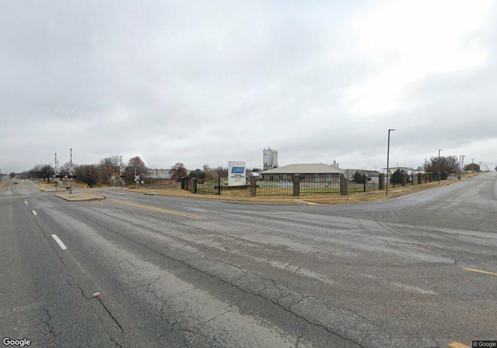 3178 N North Oak St, Bethel Heights, AR 72764 - photo 1