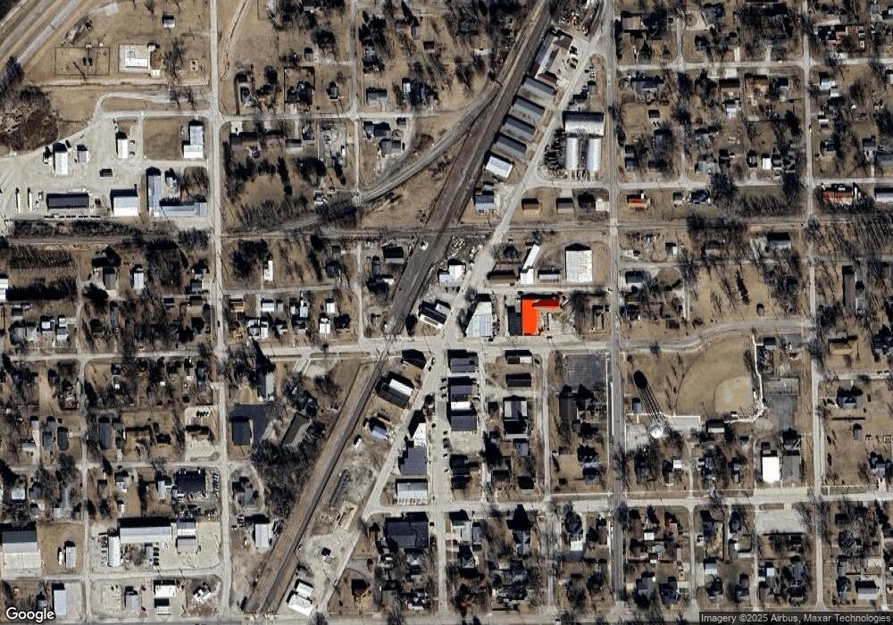 138 S Veto St, Chenoa, IL 61726 - photo 1