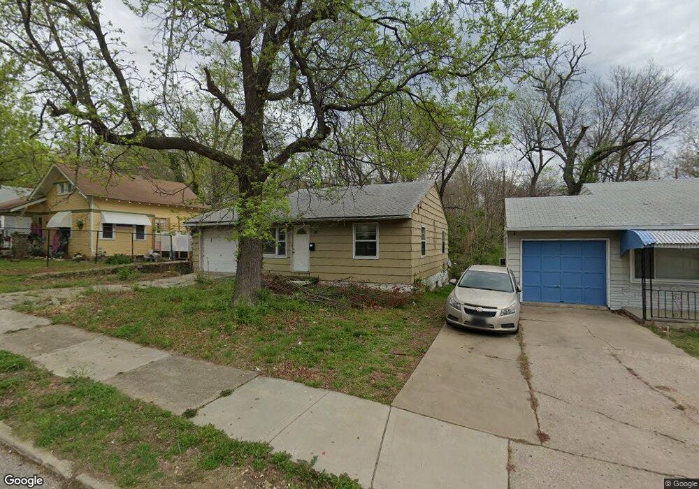 6743 Askew Ave, Kansas City, MO 64132 - photo 1
