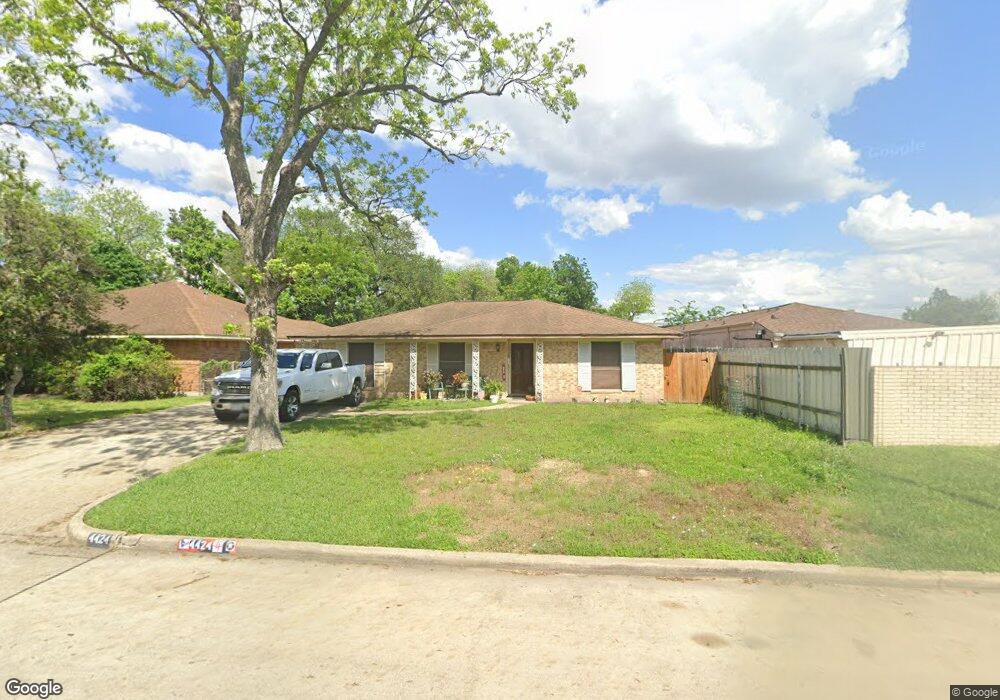 4424 Busiek St, Houston, TX 77022 - photo 1