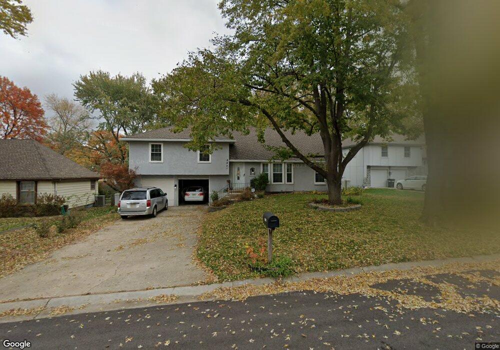 4821 Cody St, Shawnee, KS 66203 - photo 1