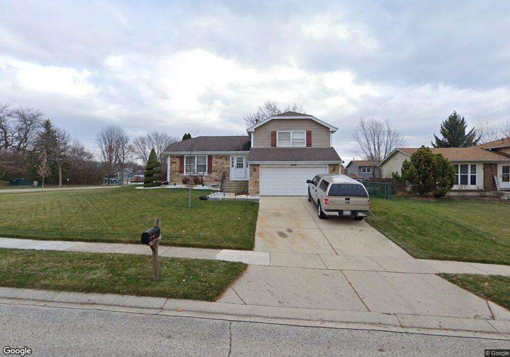 305 Grandview Ct, Algonquin, IL 60102 - photo 1