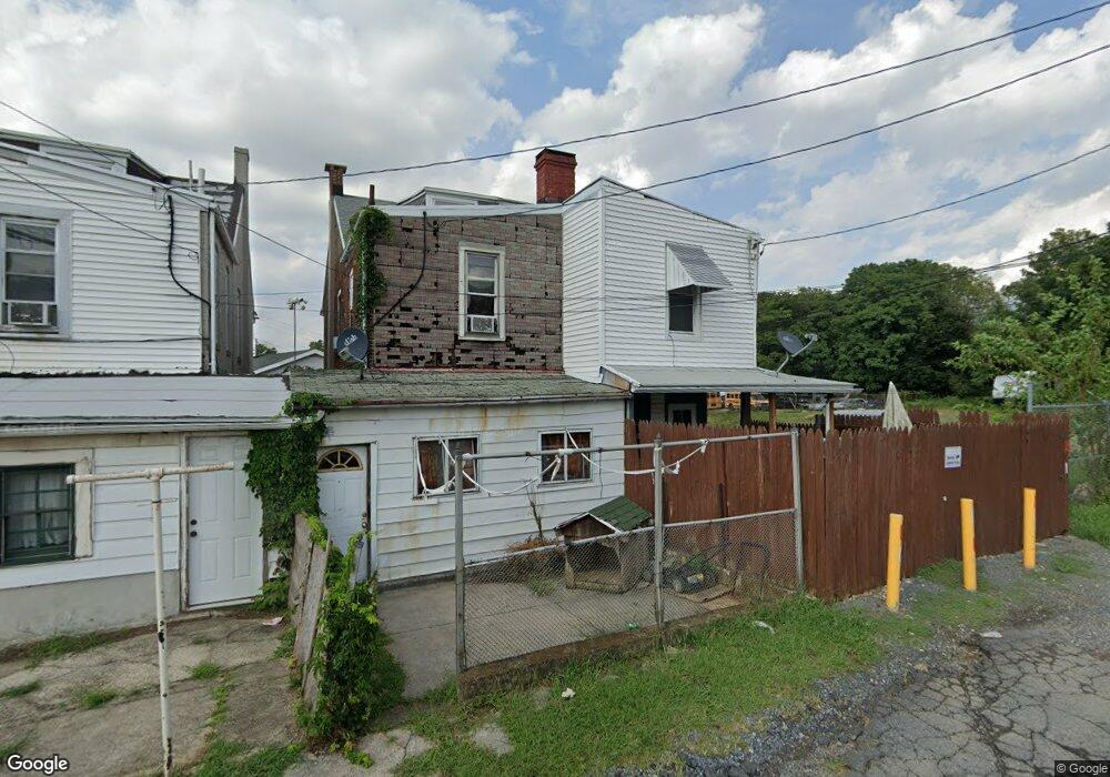 384 Bridge St, Reading, PA 19601 - photo 1