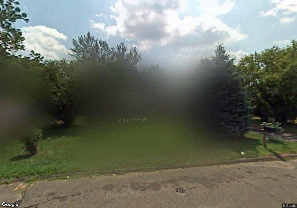 5 Farmstead Cir, Bloomfield, CT 06002 - photo 1