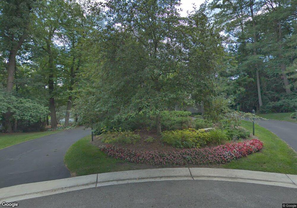4304 Copper Cliff Ct, Bloomfield Hills, MI 48302 - photo 1