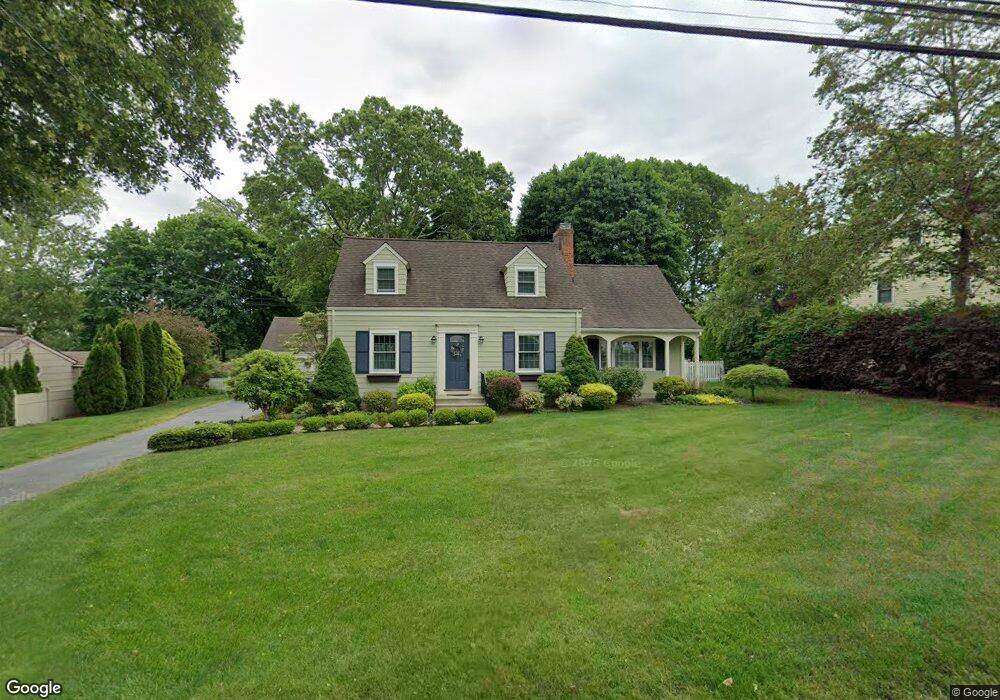 237 Godfrey Rd, Fairfield, CT 06825 - photo 1