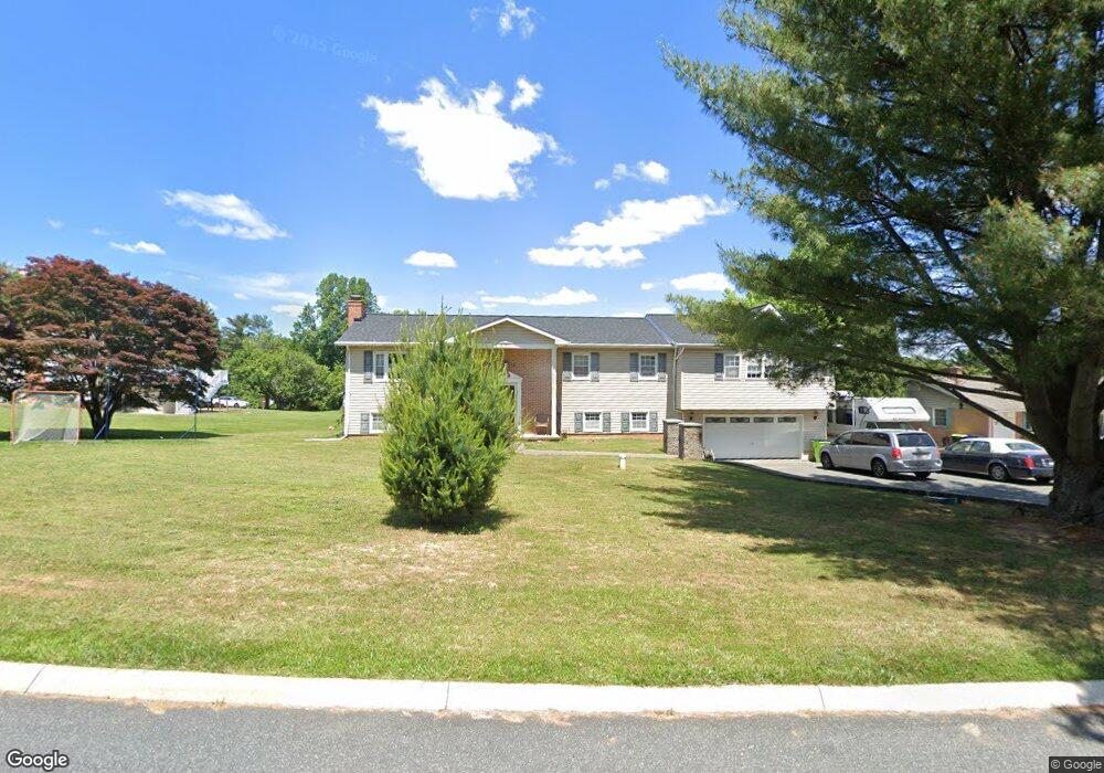 1311 Grandview Ct, Fallston, MD 21047 - photo 1