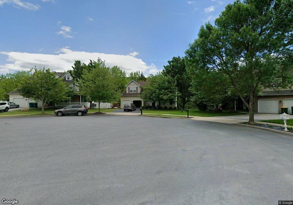 7216 Mckee Ct, Macungie, PA 18062 - photo 1