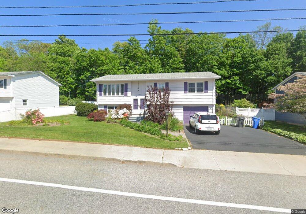 2366 Cranston St, Cranston, RI 02920 - photo 1