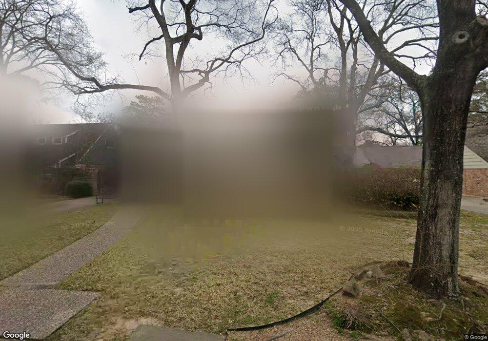 814 W Forest Dr, Houston, TX 77079 - photo 1