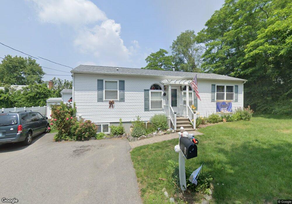 8 Waltham St, Bristol, RI 02809 - photo 1