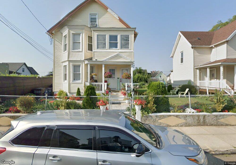 304 Jefferson St unit 306, Bridgeport, CT 06607 - photo 1