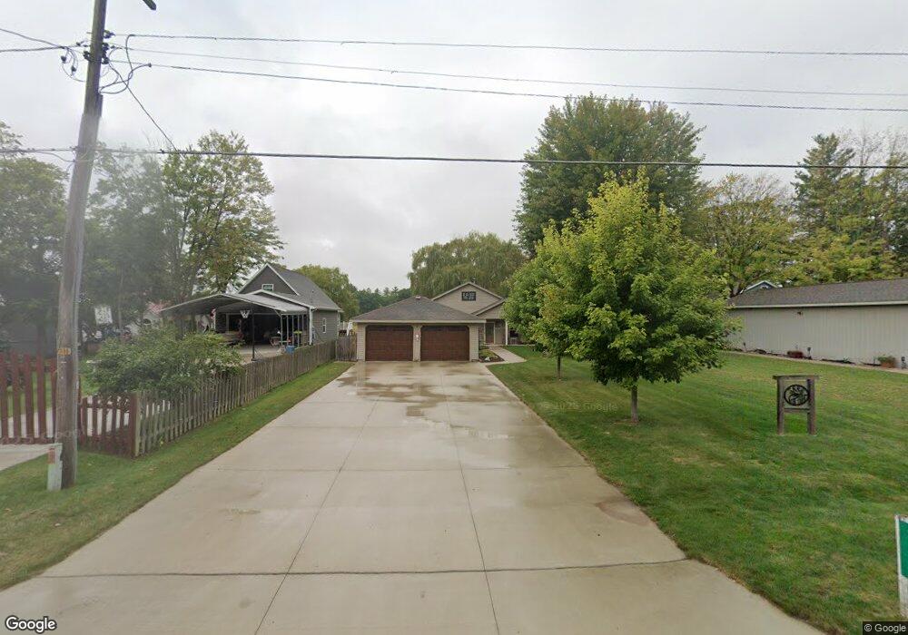 3886 S Lake Dr, Beaverton, MI 48612 - photo 1