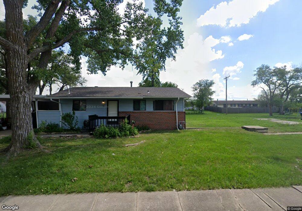 2107 SW 72nd St, Topeka, KS 66619 - photo 1