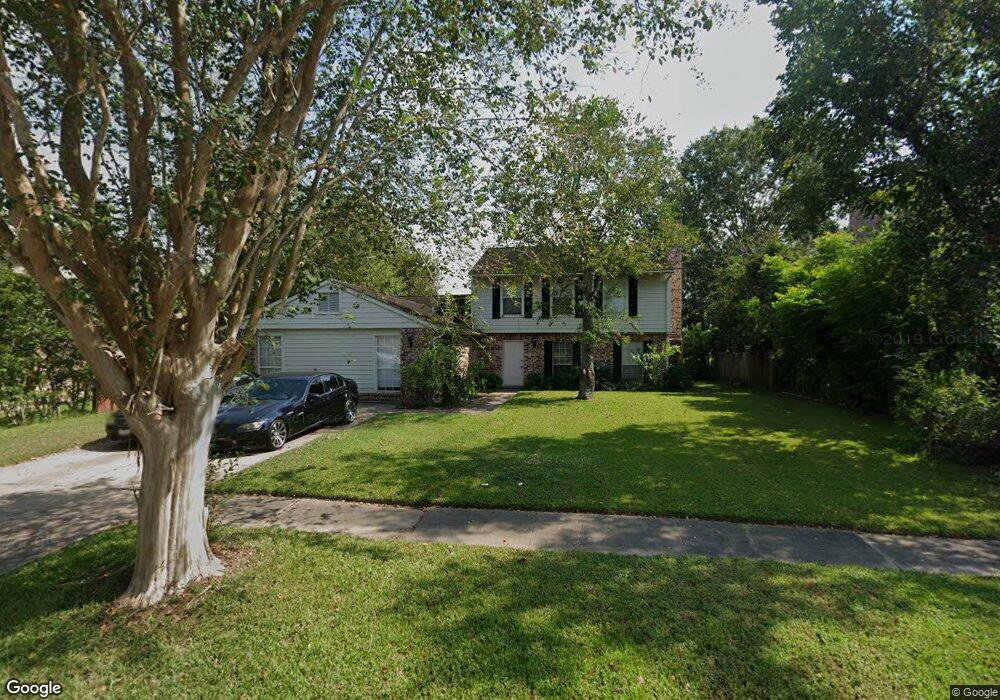 247 E Castle Harbour Dr, Friendswood, TX 77546 - photo 1