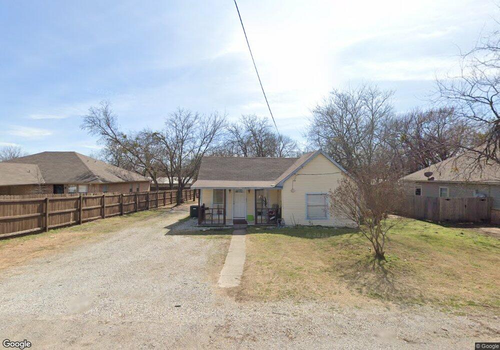 405 W Brady St, Decatur, TX 76234 - photo 1