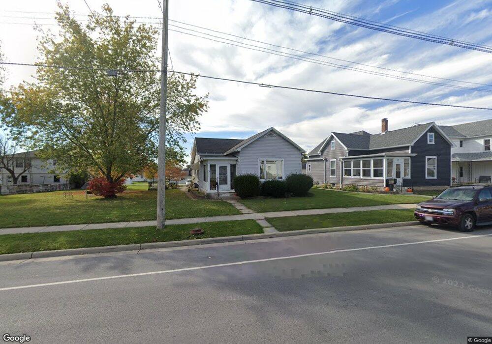 311 Defiance St, Wapakoneta, OH 45895 - photo 1