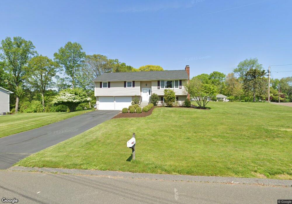 19 Magnolia Rd, Trumbull, CT 06611 - photo 1