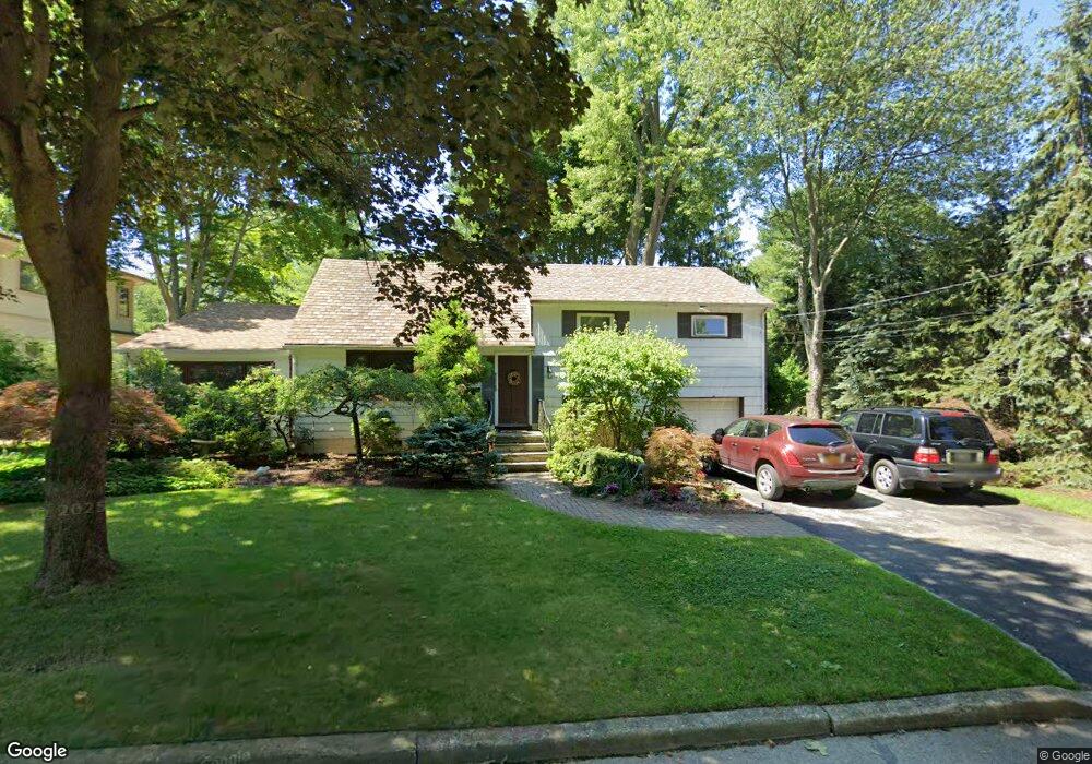 29 Robin Rd, Demarest, NJ 07627 - photo 1