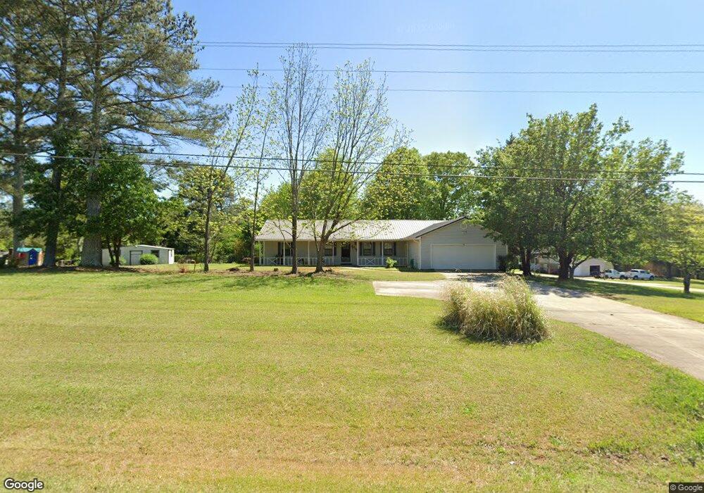 562 Sandhill Shady Grove Rd, Carrollton, GA 30116 - photo 1