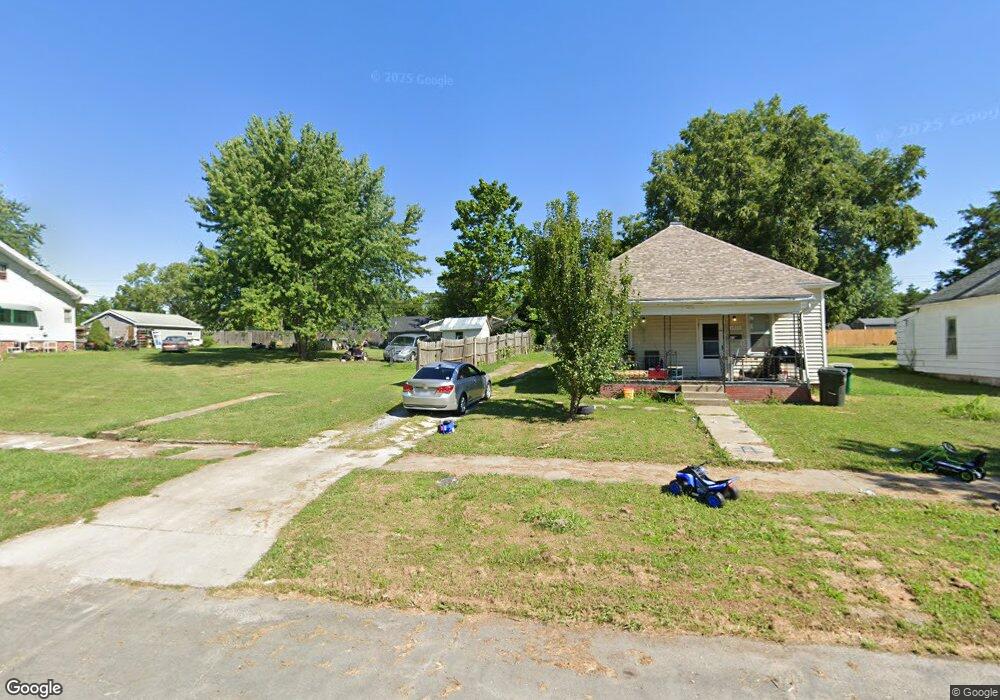 1314 Quinn St, Moberly, MO 65270 - photo 1
