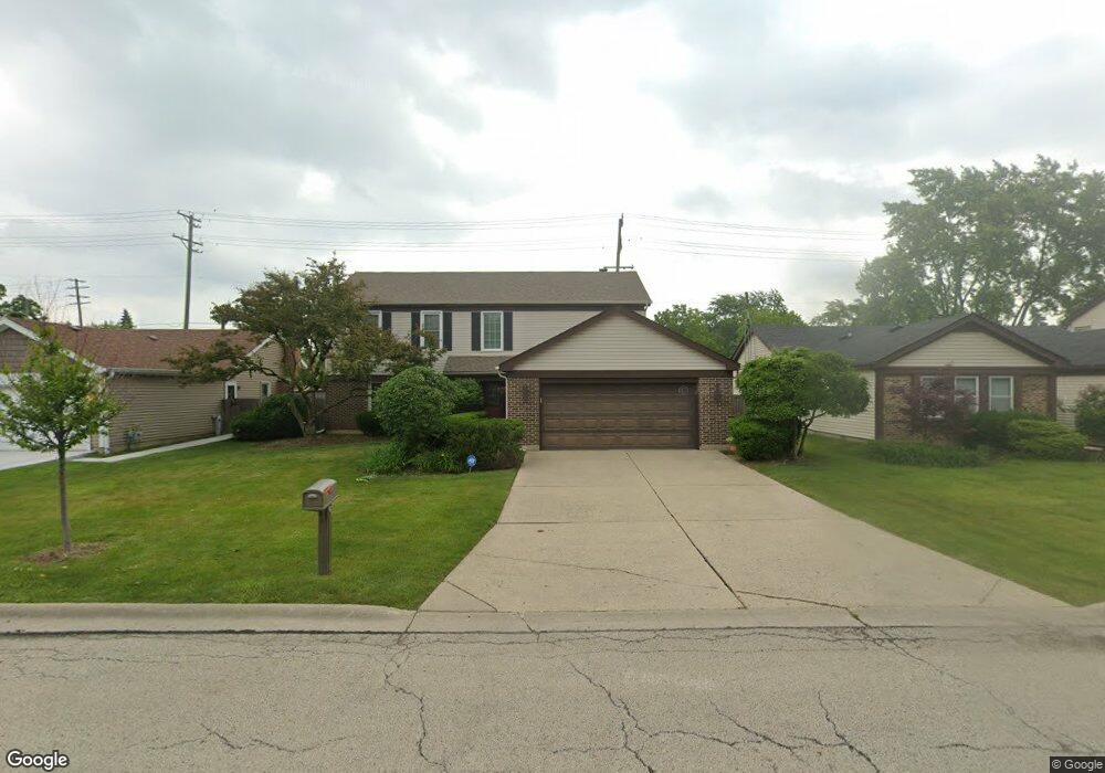 3 Newtown Ct E, Buffalo Grove, IL 60089 - photo 1