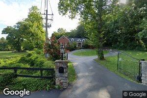 3633 Woodside Rd, Louisville, KY 40222