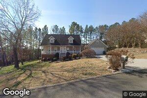 218 Vineyard Dr, Tunnel Hill, GA 30755