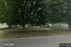 318 S Main St, Fayette, IA 52142