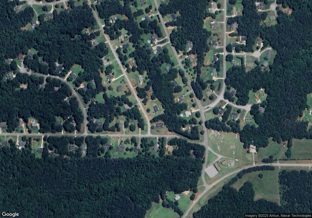 202 Knob Hill Dr, Locust Grove, GA 30248 - photo 1