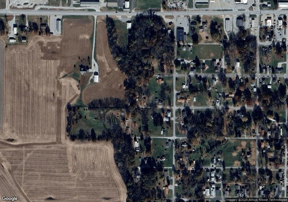 724 W 8th St, Bicknell, IN 47512 - photo 1