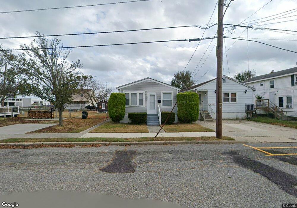 431 W Roberts Ave, Wildwood, NJ 08260 - photo 1